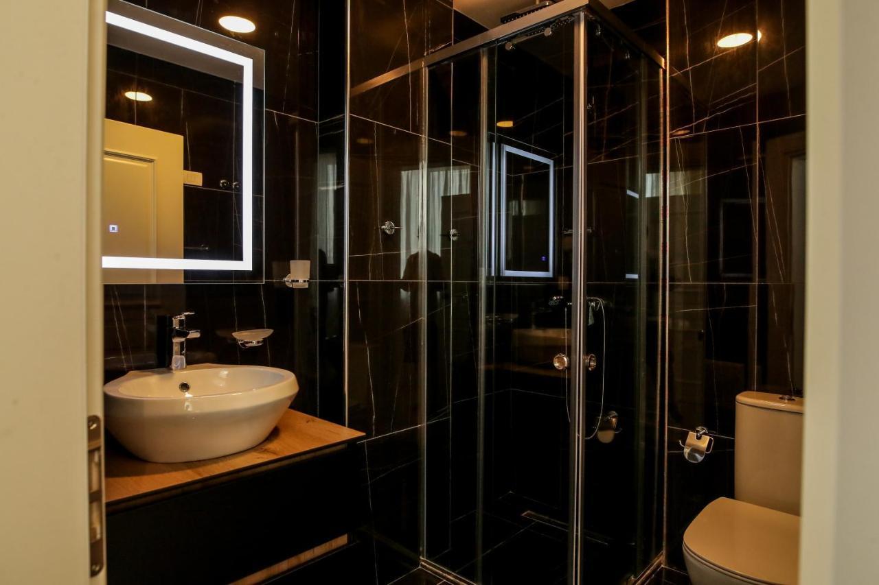 Rozafa Blu Hotel Шенджин Экстерьер фото