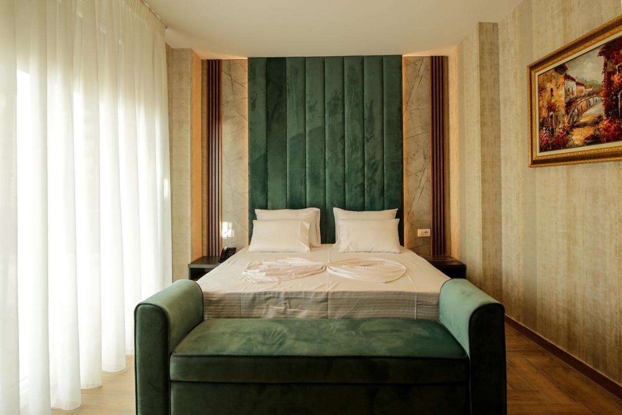 Rozafa Blu Hotel Шенджин Экстерьер фото