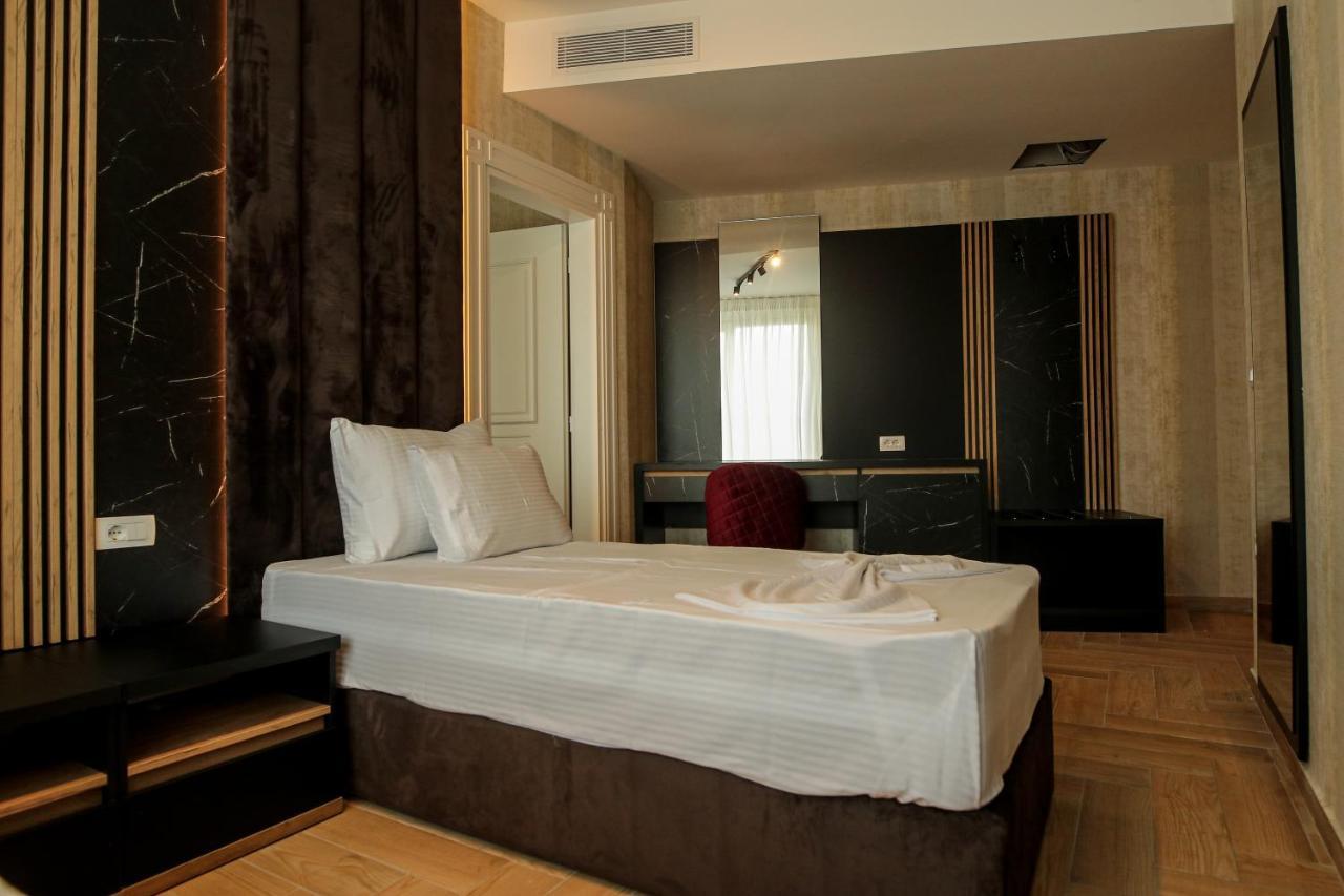 Rozafa Blu Hotel Шенджин Экстерьер фото