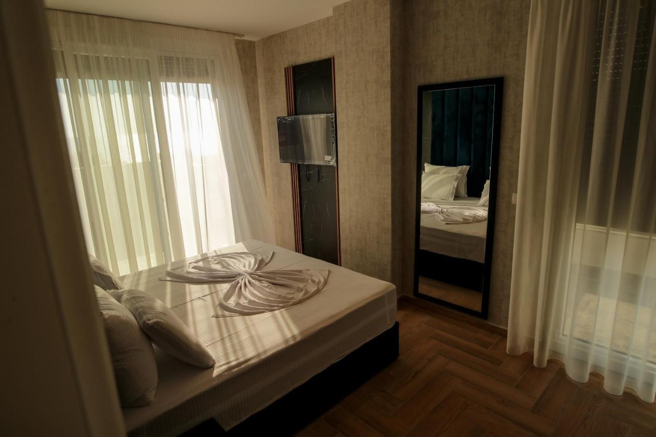 Rozafa Blu Hotel Шенджин Экстерьер фото
