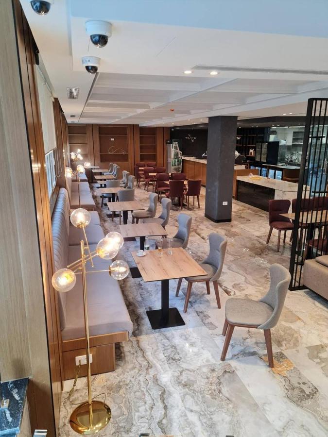 Rozafa Blu Hotel Шенджин Экстерьер фото